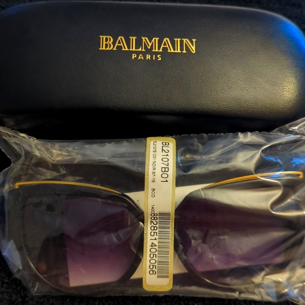 Sunglasses eyewear